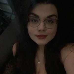 Meet your Posher, Staci